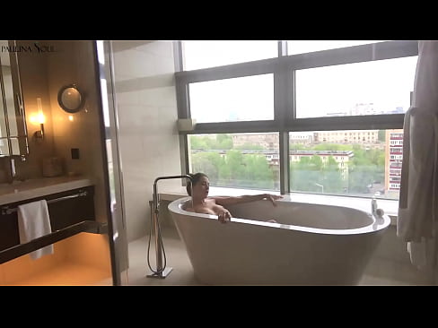 ❤️ Milžiniškas kūdikis aistringai masturbuoja savo putę vonios kambaryje ️ Porno vk prie porno lt.xxxnd-com.ru ❤