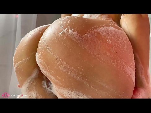 ❤️ Brunetė masturbuoja putytę su vibratoriumi iki intensyvaus orgazmo duše ️ Porno vk prie porno lt.xxxnd-com.ru ❤